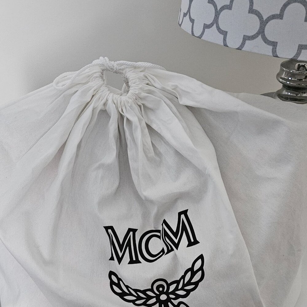 MCM large tote - Picture 2 of 8